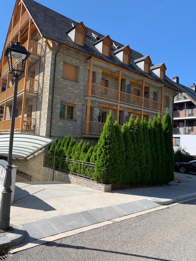 Apartamento En Vielha Exteriör bild