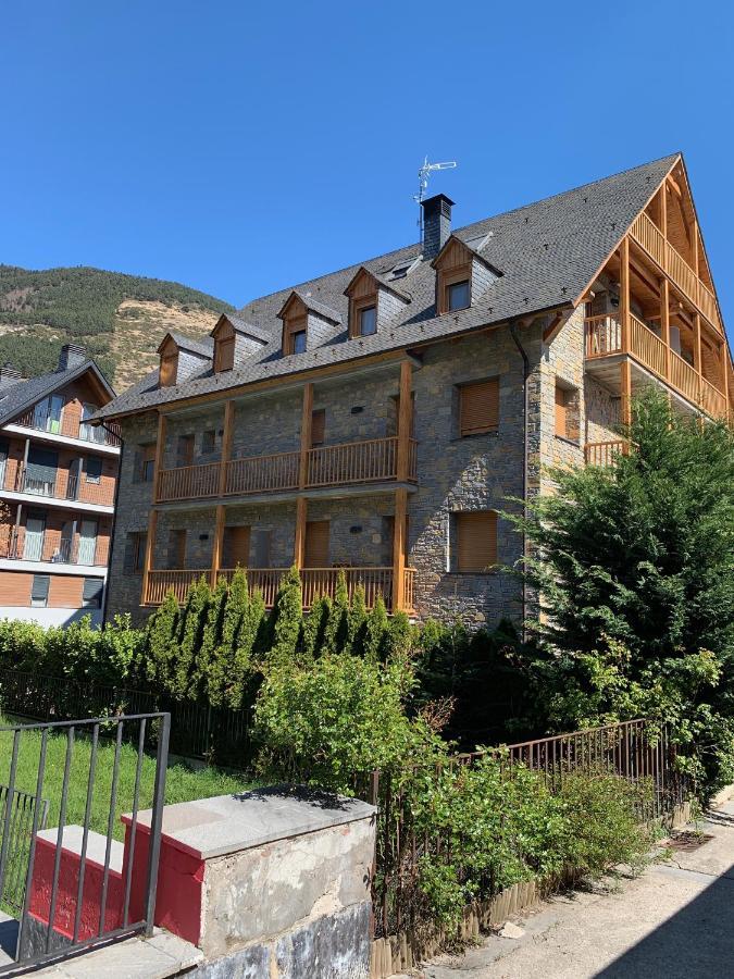 Apartamento En Vielha Exteriör bild